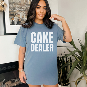 Open image in slideshow, Cake Dealer (multiple colors)
